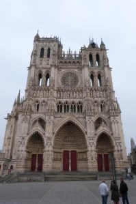 Amiens facade in the evening light